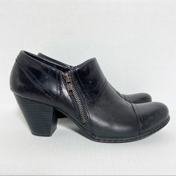 boc Shoes - BOC Women’s Black Leather Bootie Size 8.5